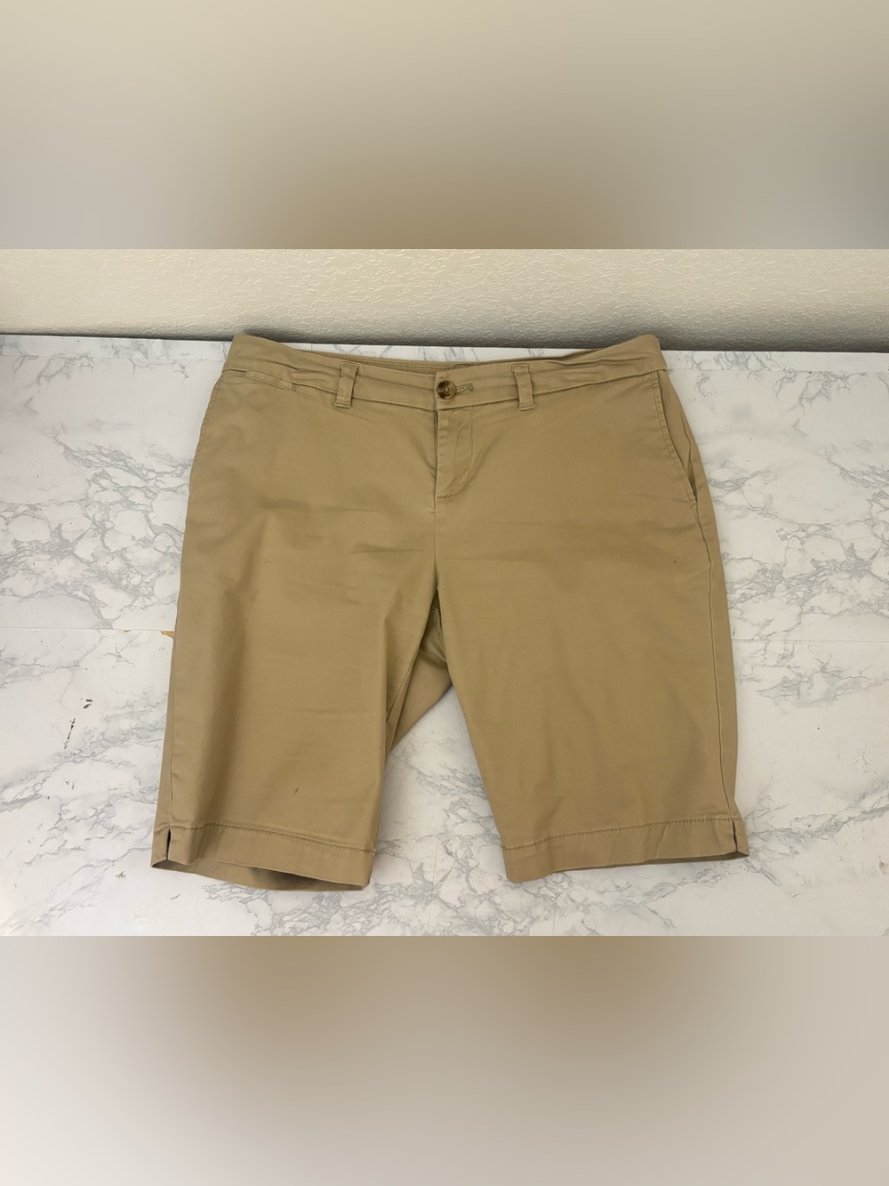 Faded Glory Women's Shorts Sz 6 Cotton Blend Stretch Bermuda Tan Chino